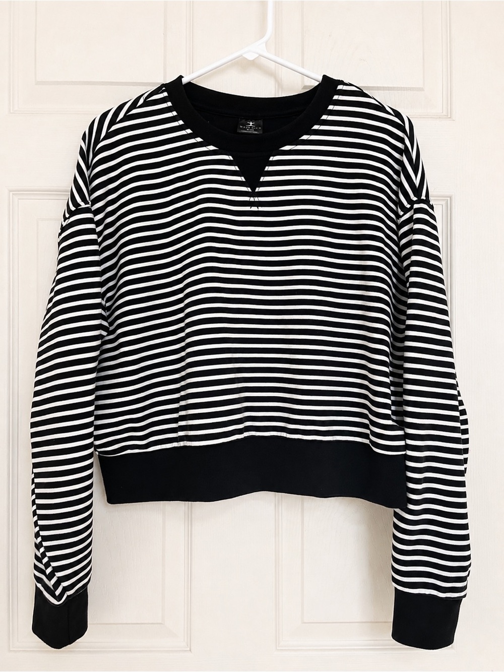 Black & White Striped Cropped Sweatshirt
